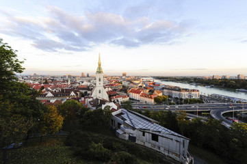 Naklejka premium Bratislava, Krönungskirche, Slowakische Republik, Pressburg