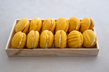 Melting moment cookies in the wooden box