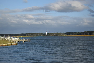 Fototapeta na wymiar landscape across the bay