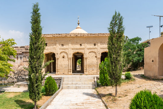 Chakwal Qila Katas Raj Temples 07