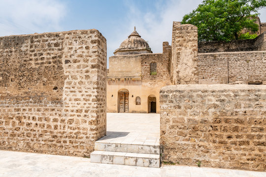 Chakwal Qila Katas Raj Temples 42