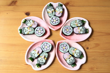 ひな祭り 飾り巻き寿司