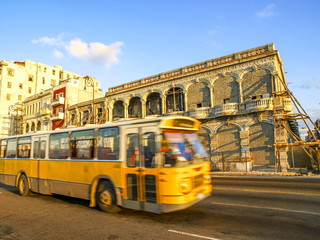 Naklejka na ściany i meble Havanna Vieja, Altstadt, Malecon, Kuba, Havanna