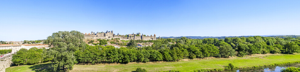 Fototapeta na wymiar Carcassonne, mittelalterliche Festungsstadt, Frankreich, Langued