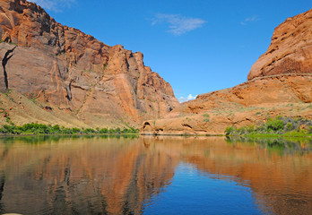 Fototapeta na wymiar Glen Canyon and Colorado River