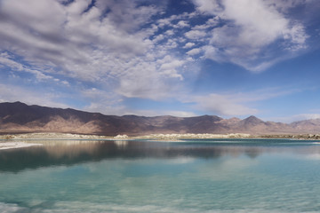Dachaidan Emerald Salt Lake in Qinghai Province, China
