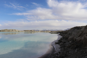 Obraz premium Dachaidan Emerald Salt Lake in Qinghai Province, China