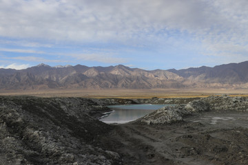 Dachaidan Emerald Salt Lake in Qinghai Province, China