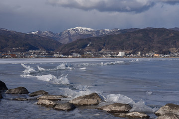 御神渡り 諏訪湖