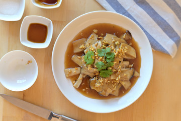 Stir fried pleurotus eryngii with oyster sauce.
