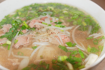 ベトナム料理　フォー　麺料理　肉　野菜