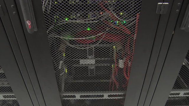  Computer server transmits data, connects to the Internet