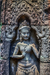 Fototapeta na wymiar sculpture ruins temple Angkor Wat in Cambodia