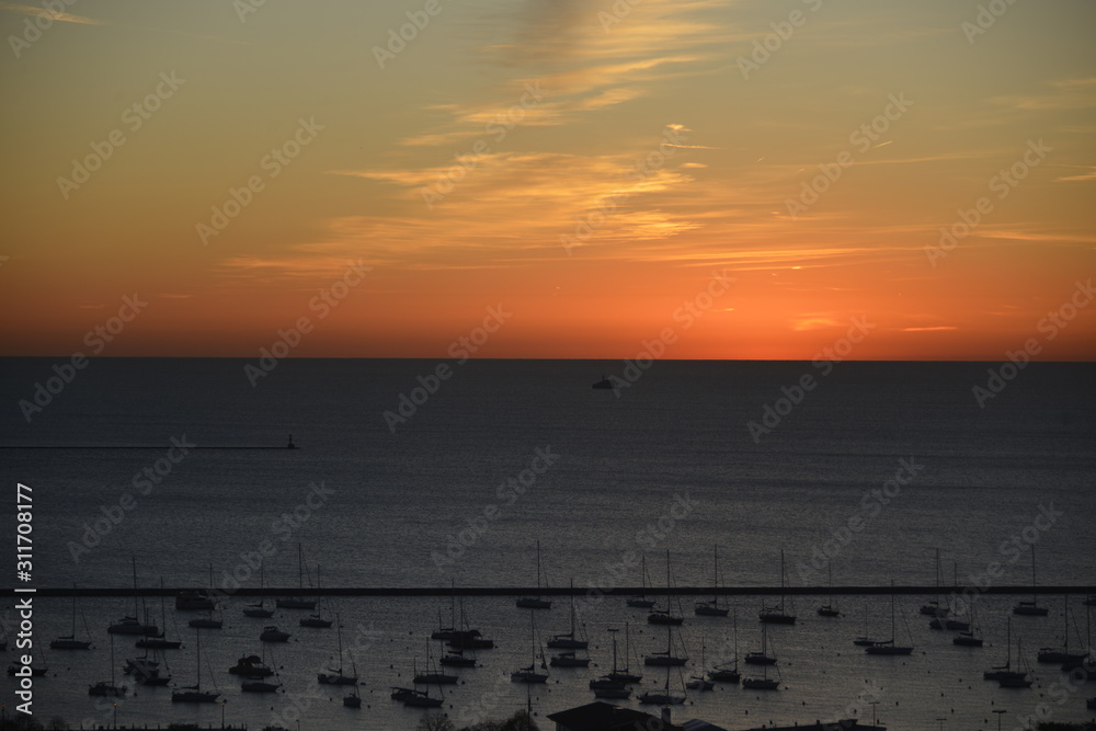 Wall mural Chicago, Sunrise at Lake Michigan