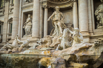 Fototapeta na wymiar Italy / Rome 14. December 2019 Fontana di Trevi (Lovers fountain) 