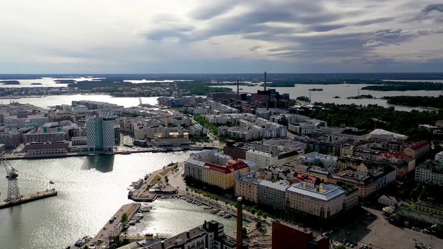 Canal between J&auml;tk&auml;saari and Ruoholahti. Captured with drone flying forward.