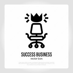 Success business: empty armchair and crown above. Thin line icon. Vector illustration.