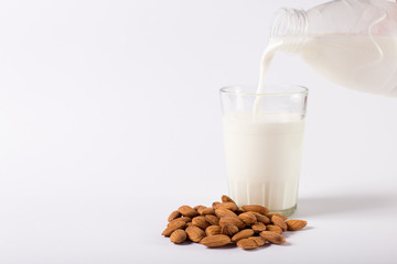 almond vegan milk