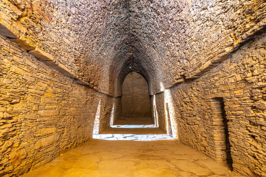 Mardan Takht-i-Bahi Throne 29