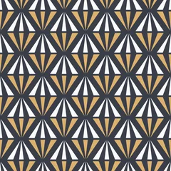 Tapeten Abstraktes nahtloses Muster. Dekoratives geometrisches Ornament aus gestreiften Rauten, Dreiecken. © Andrey