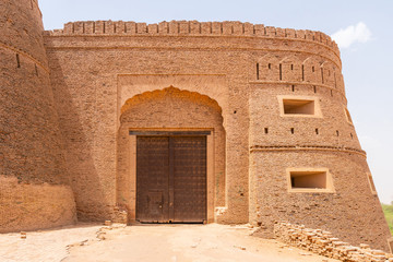 Derawar Fort Walls 36