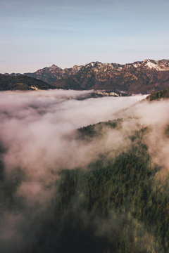Salzburger Land im Nebel © Michael