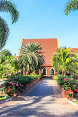 Fototapeta premium A beautiful view of Wat Yai Chaimongkhol temple in Ayutthaya, Thailand.