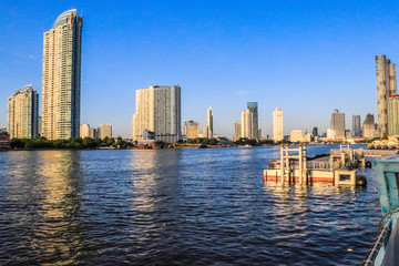 Fototapeta na wymiar A beautiful view of Chao Phraya River in Bangkok, Thailand.