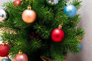 Obraz na płótnie Canvas New Year's toys on Christmas tree