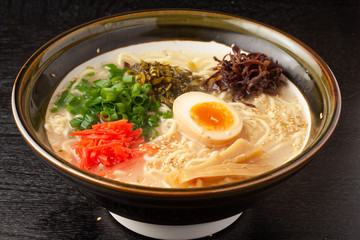 とんこつラーメン