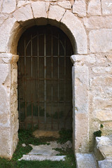 Fototapeta na wymiar Entrance with iron bars.