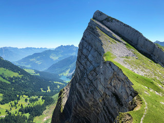 Alpine mountain peak Plattenberg above the Wagital valley or Waegital and Lake Wagitalersee (Waegitalersee), Innerthal - Canton of Schwyz, Switzerland © Mario