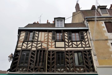 Auxerre architecture