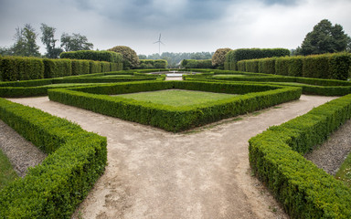 Symmetrical park