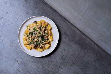 Delicious pasta with mushroom sauce 