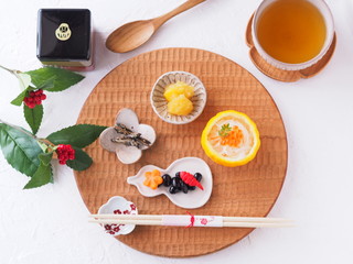 お正月 オシャレなワンプレートおせち料理