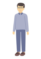 立っているメガネをつけた男性