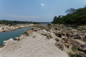 Fototapeta na wymiar Rzeka Usumacinta na granicy Meksyku i Gwatemali