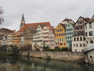 Fototapeta na wymiar Universitätsstadt Tübingen - Neckarfront