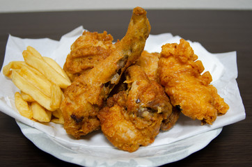 熱々のフライドチキン48