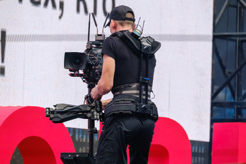Steadicam camera man online broadcasting