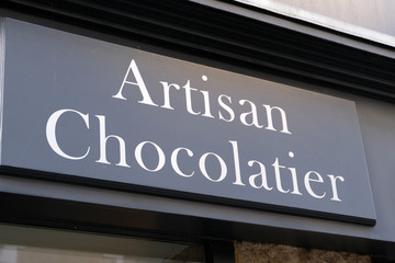 Enseigne d'artisan chocolatier 