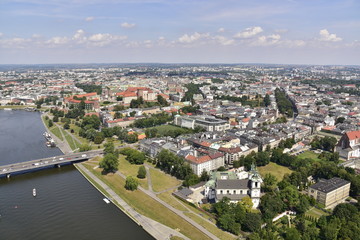 Fototapeta na wymiar the Vistula River flowing through Krakow Poland