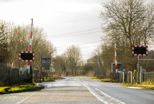12 297 Best Level Crossing Images Stock Photos Vectors Adobe Stock 12 297 Best Level Crossing Images Stock Photos Vectors Adobe Stock