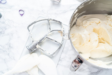 Buttercream frosting