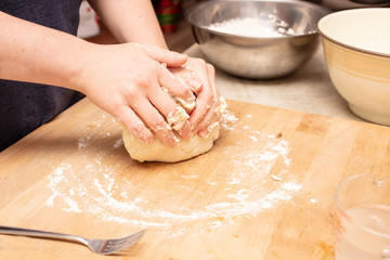 Process of making homemade bagels by hand