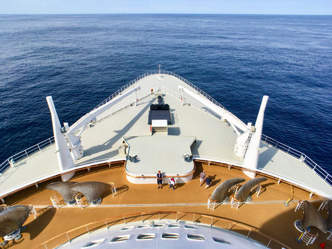 Fototapeta View from Bridge over Bow of legendary Cunard luxury ocean liner Queen Mary 2 cruise ship QM2 on passage during Transatlantic Crossing from Southampton to New York