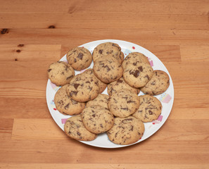 plate full of chocolate cookies 