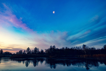 Księżycowy poranek nad zalewem © Coolmer