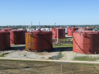 Obraz premium Storage tanks for petroleum products